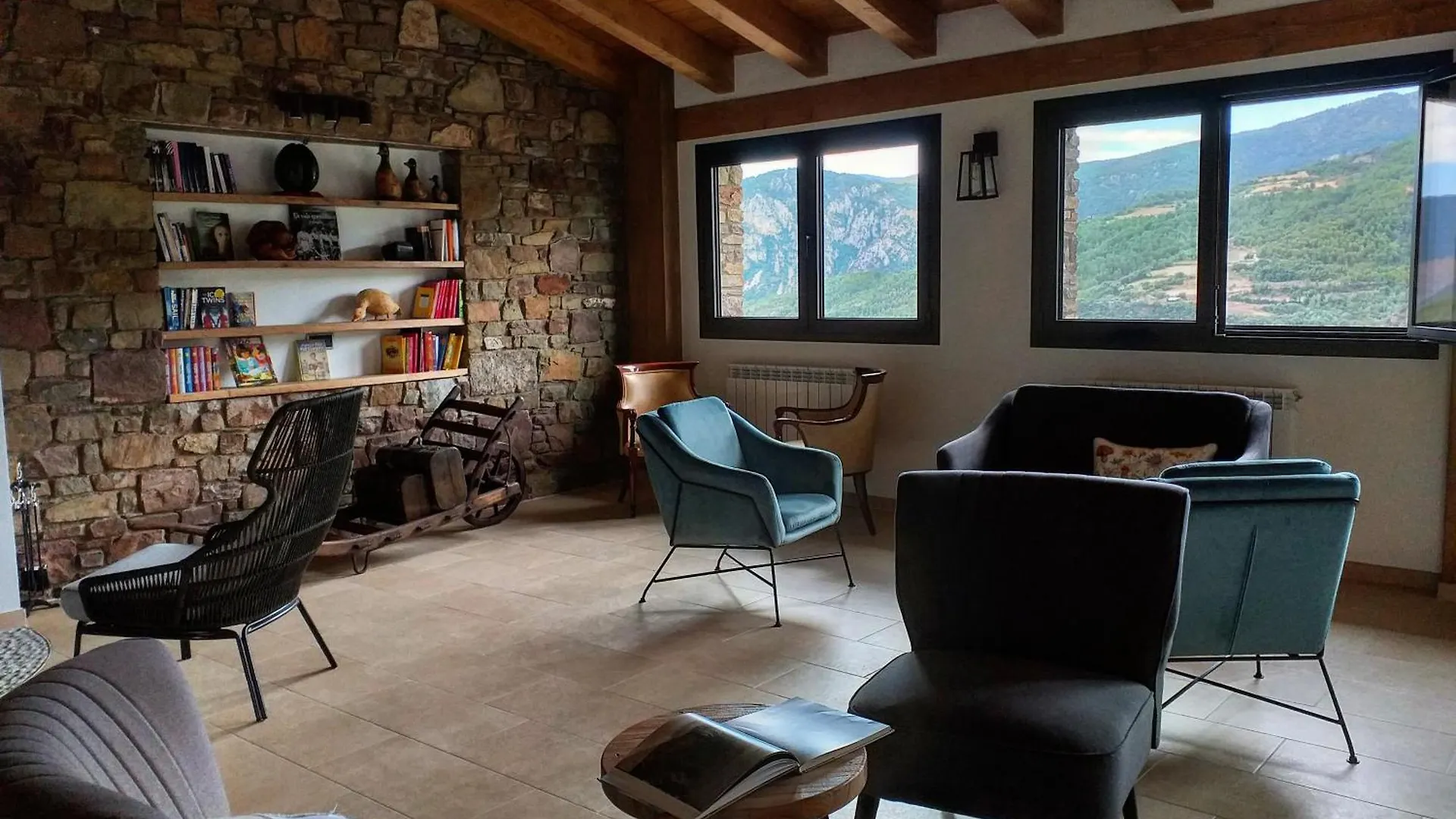 Les Flors - Hotel Rural & Cabanyes Gramos Spain