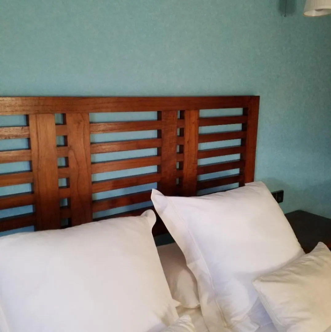 Les Flors - Hotel Rural & Cabanyes Gramos Country house